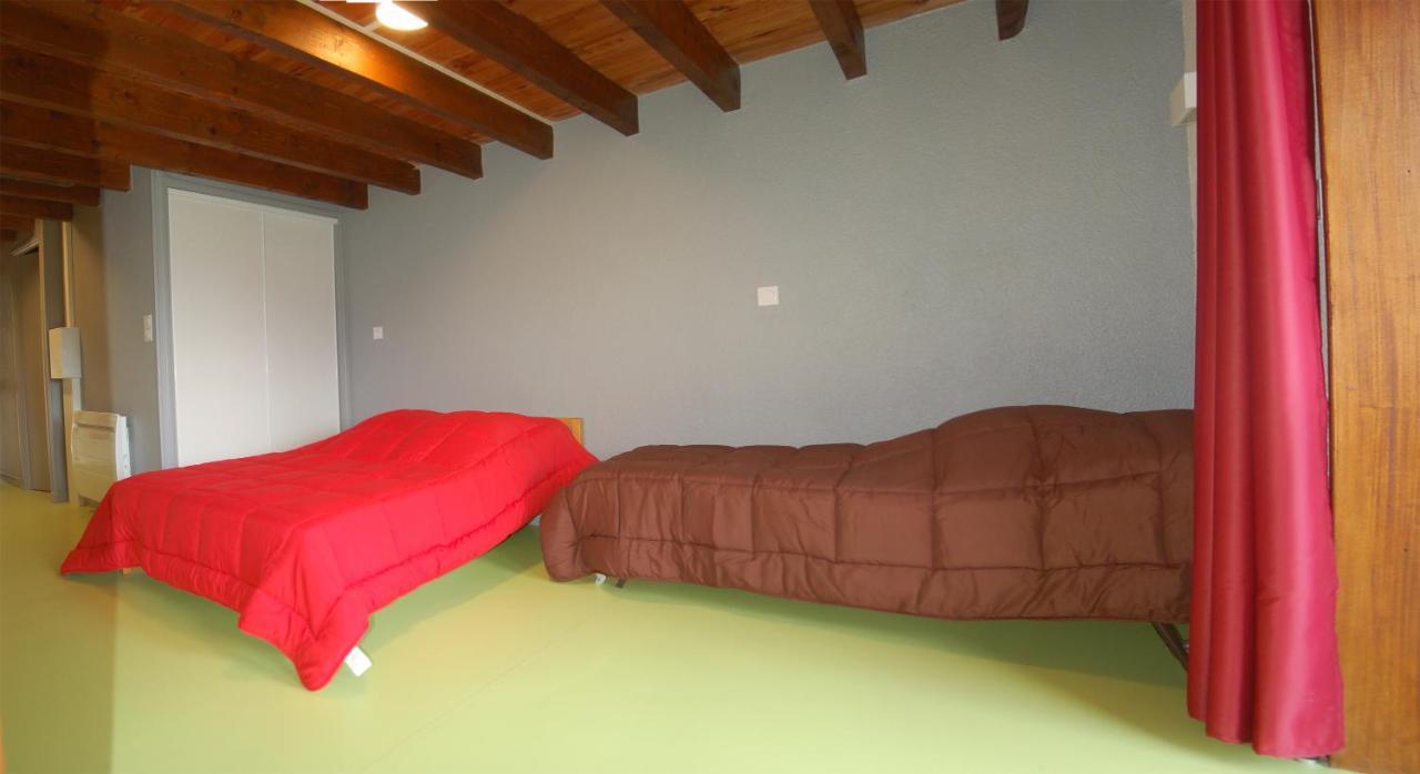 Gite Du Haut Cantal - Appartements Meubles Avec Kitchenette Et Chambres Sans Kitchenette Condat (Cantal) Exterior foto